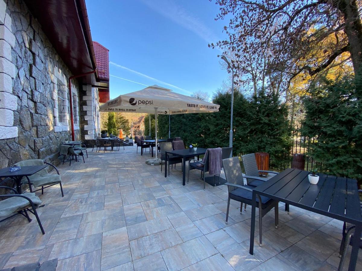 Royal Inn Busteni-Adults Only Экстерьер фото
